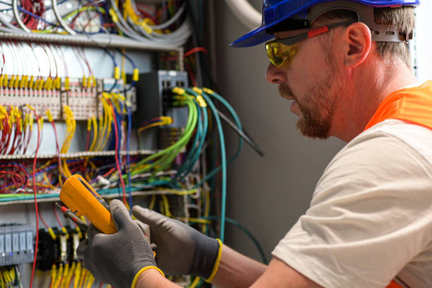 Best Local Electrician Companies  in Monterey, CA